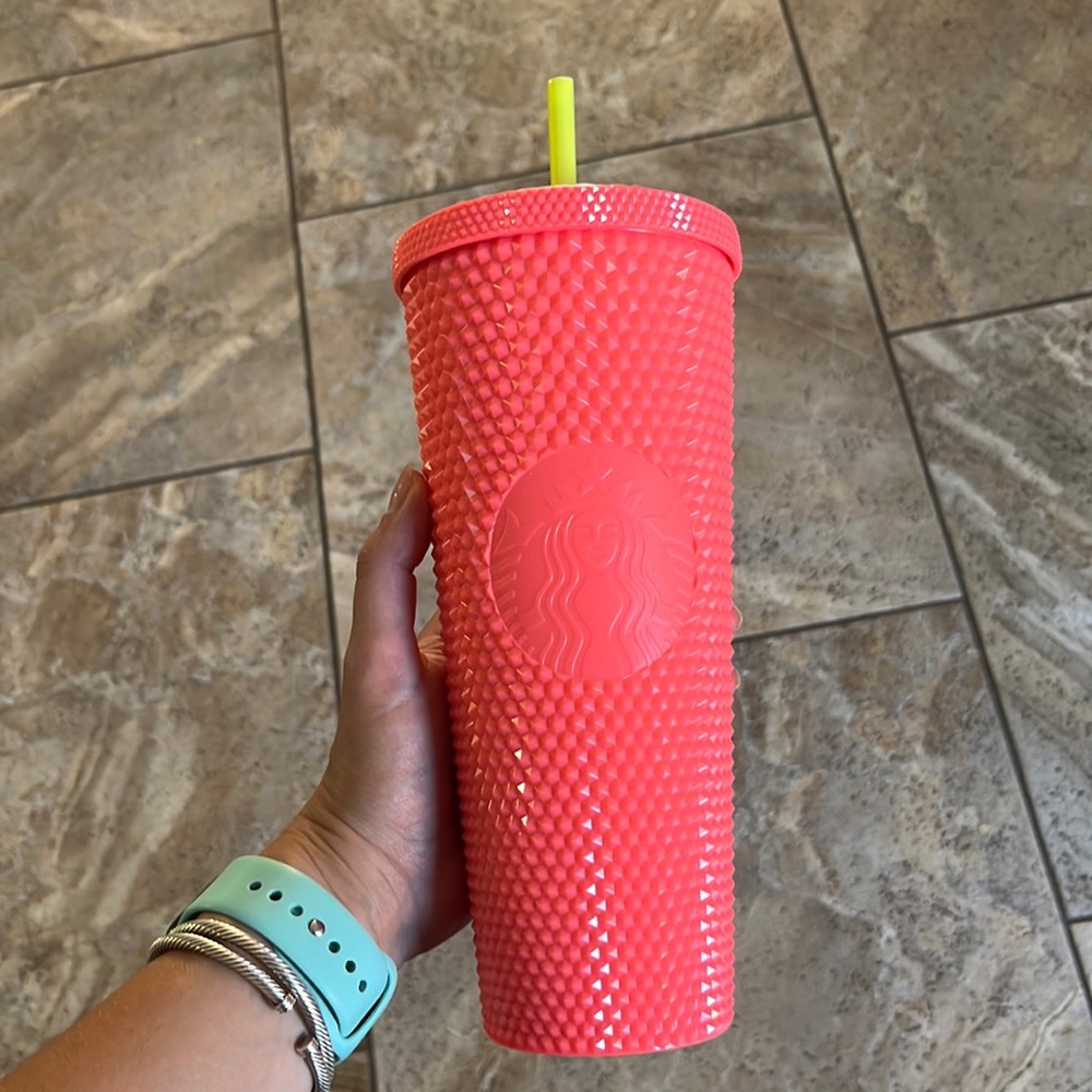 DRAGONFRUIT STARBUCKS CUP